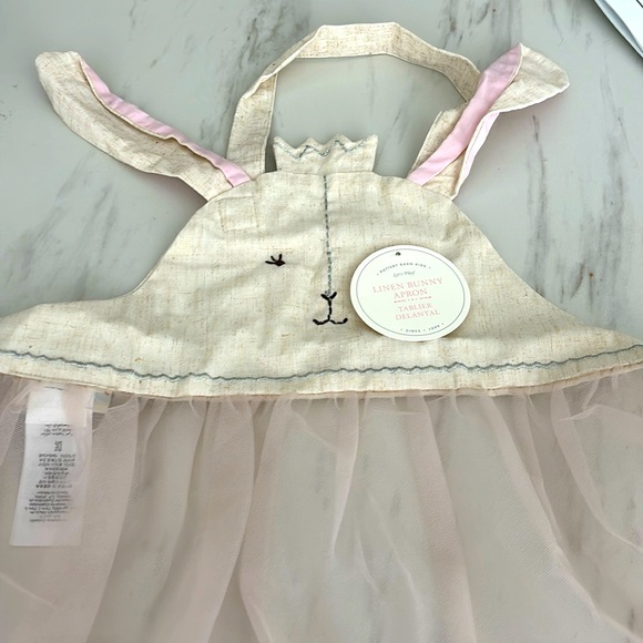 Pottery barn bunny kids linen apron NWT - Picture 1 of 7
